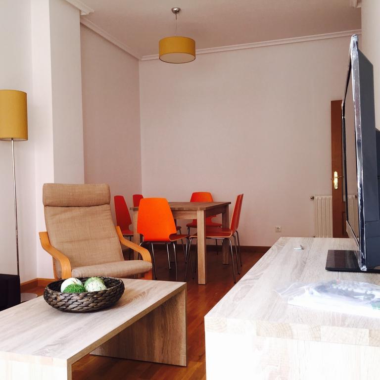 Apartamentos El Caxigu Arenas De Cabrales Oda fotoğraf